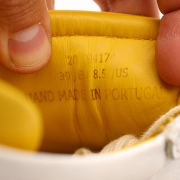 Axel Arigato Women's  Size 8.5 Gray White Leather Low Top Sneakers - Picture 3 of 11